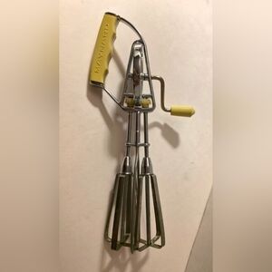 Vintage Maynard Stainless Steel Rotary Egg Beater Hand Mixer VTG